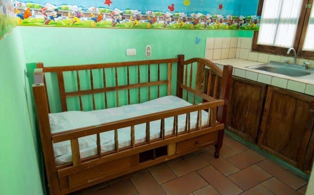 Hotel La Posada Del Sol Гранада Екстериор снимка