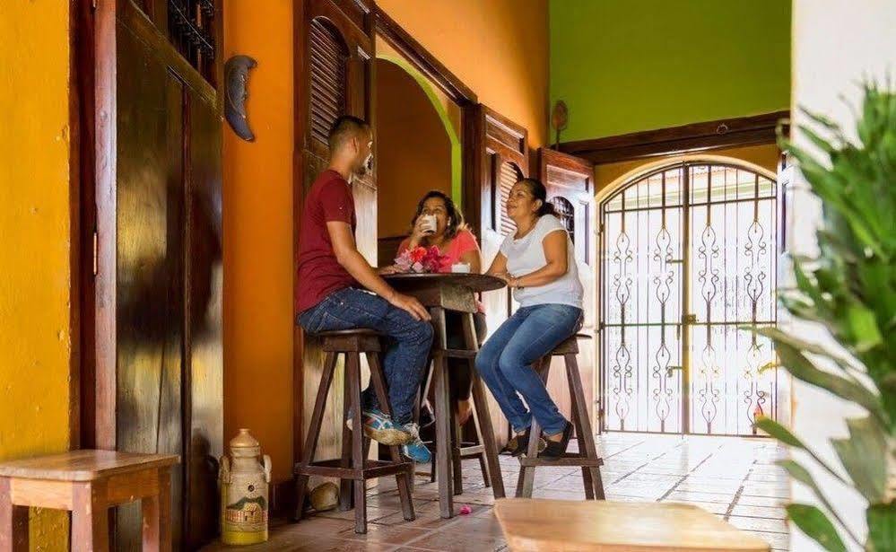 Hotel La Posada Del Sol Гранада Екстериор снимка