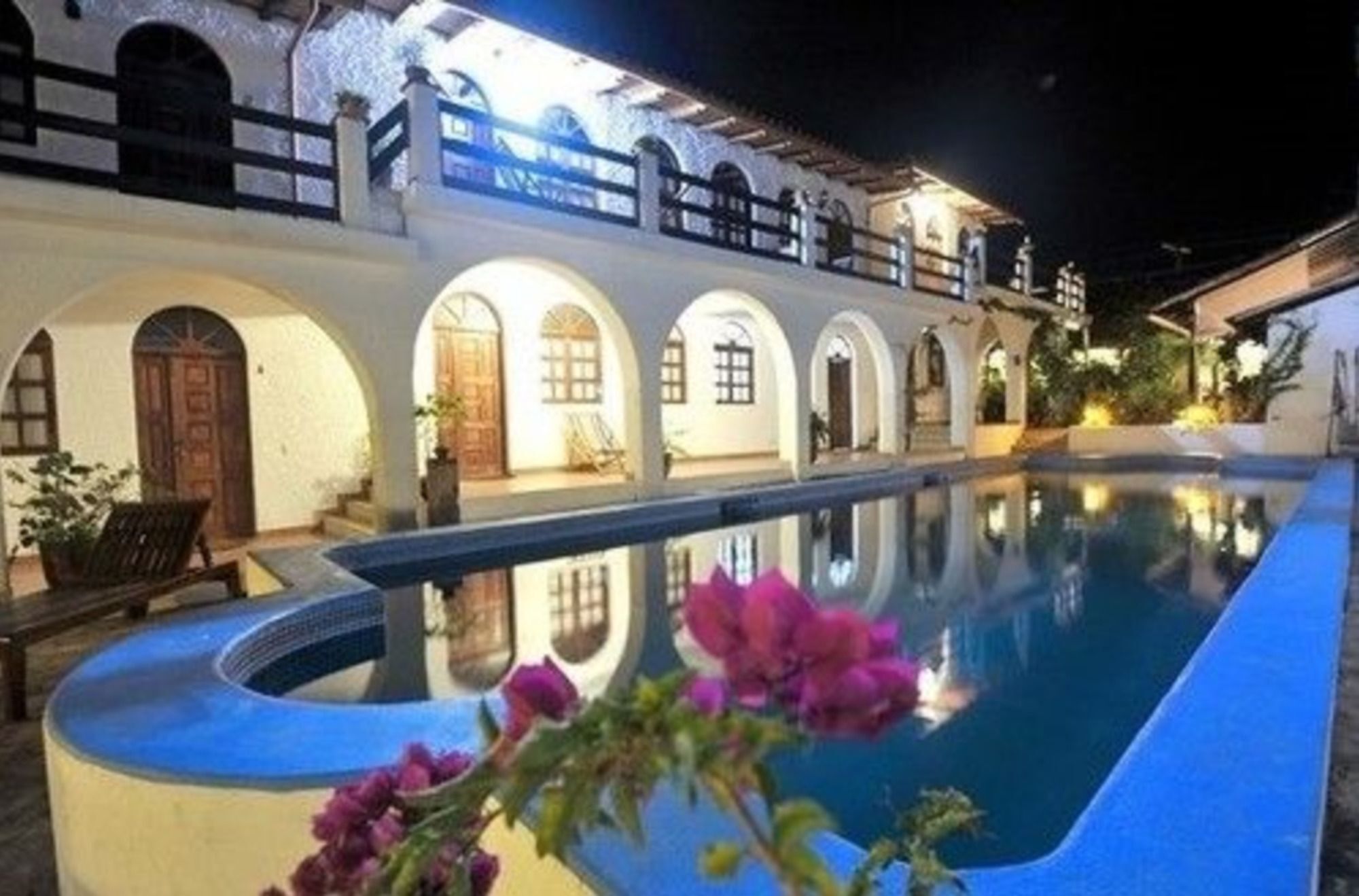 Hotel La Posada Del Sol Гранада Екстериор снимка